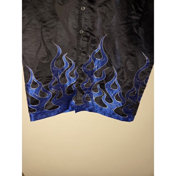 In Pain Shirt Mens M Black W Blue Flames 90S Y2K Emo Goth Punk Short Sleeve - Picture 4 of 7